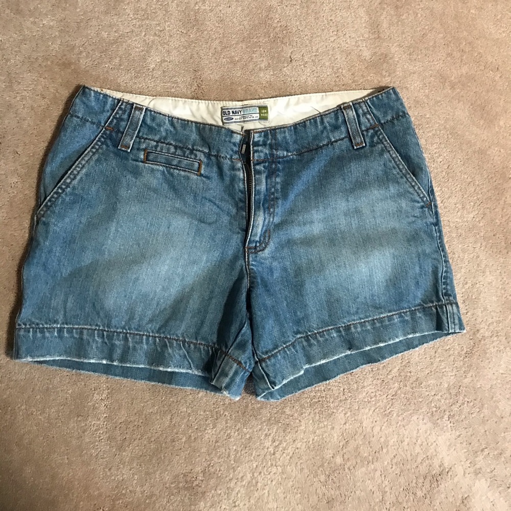 Women’s Old Navy shorts
